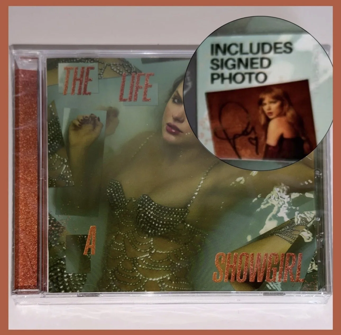Taylor Swift - The Life of a Showgirl CD + Hand Signed Photo 3 CONFIRMED ORDER, изображение 2