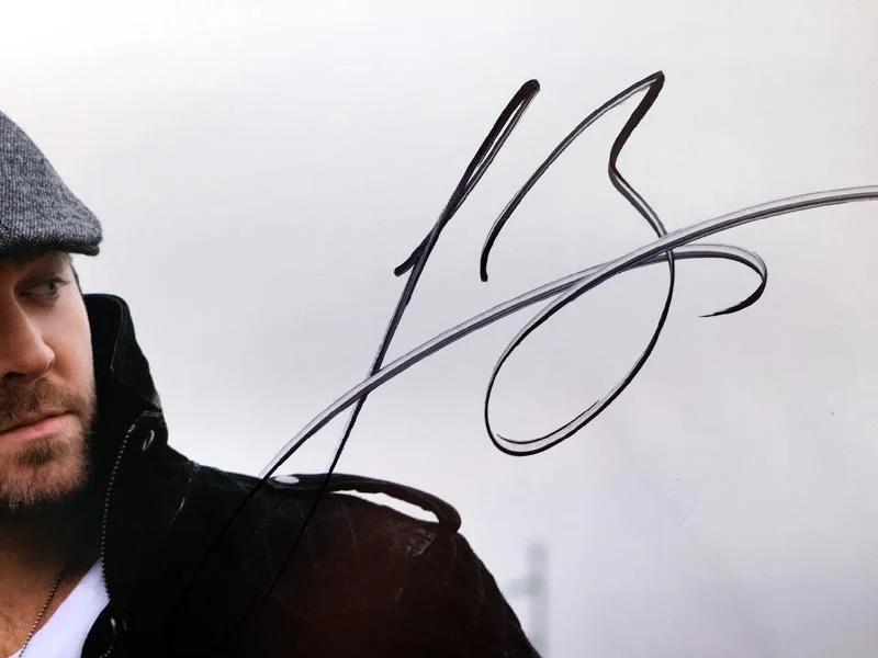 LEE BRICE SIGNED AUTOGRAPHED 11x14 PHOTO A WOMAN LIKE YOU HARD TO LOVE PSA/DNA, изображение 2