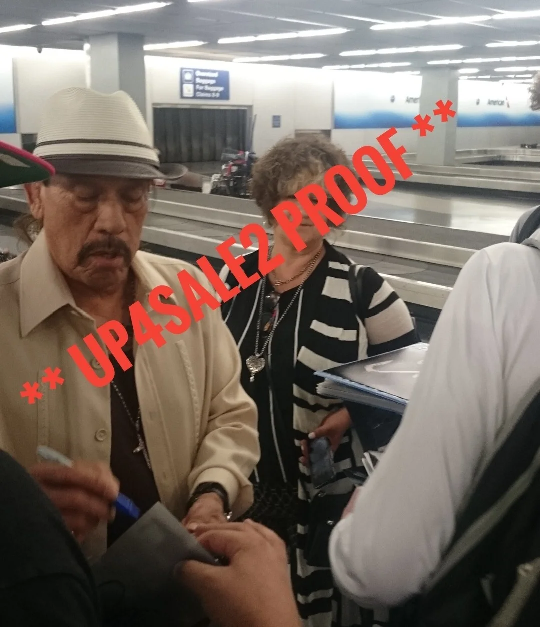 Danny Trejo — Danny Trejo Autograph 8x10 Photo Signed Authentic Actor Movie Machete PROOF TV, image 2