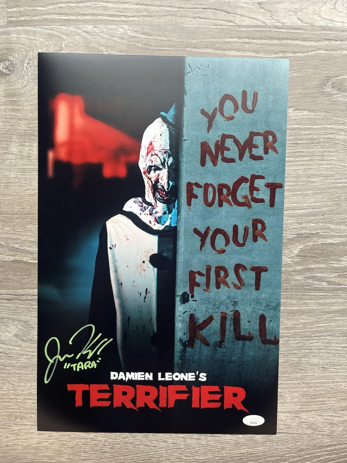 Jenna Kanell — Jenna Kanell Signed Terrifier 11x17 Photo JSA COA Tara Heyes Art The Clown, изображение 2