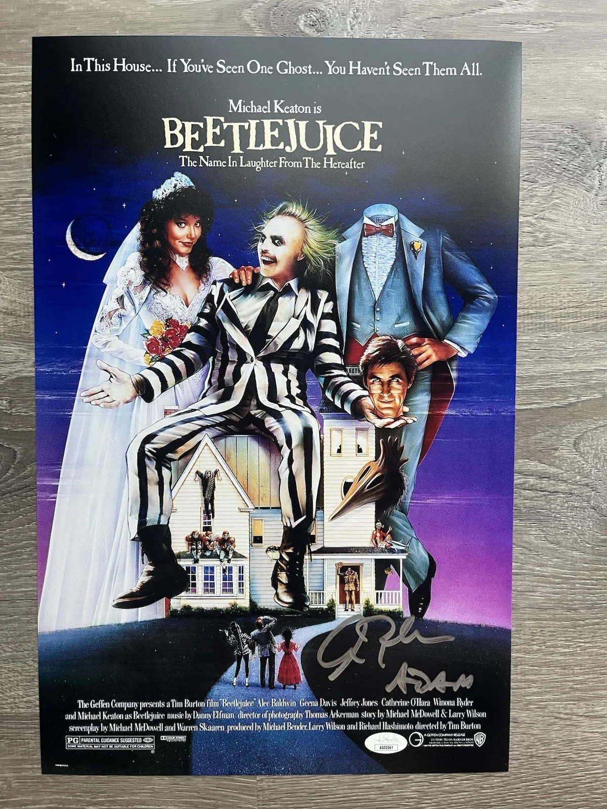 Alec Baldwin — Alec Baldwin Signed Inscribed Beetlejuice 11x17 Photo JSA COA Adam Maitland, изображение 2