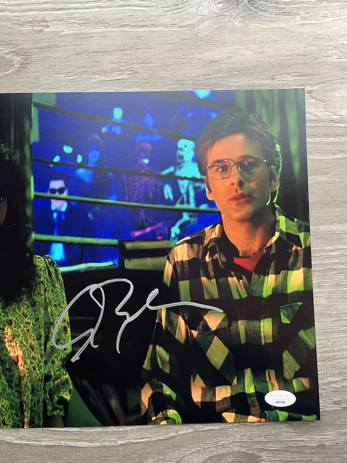Alec Baldwin — Alec Baldwin Signed Beetlejuice 11x14 Photo JSA COA Adam Maitland Horror Auto, изображение 3