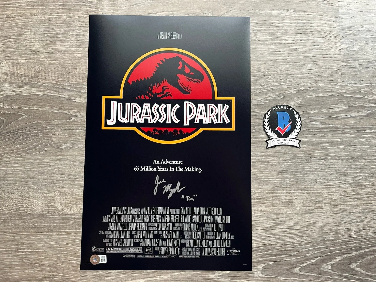 Joseph Mazzello — Joseph Mazzello Signed Jurassic Park 11x17 Photo Beckett COA Tim Murphy
