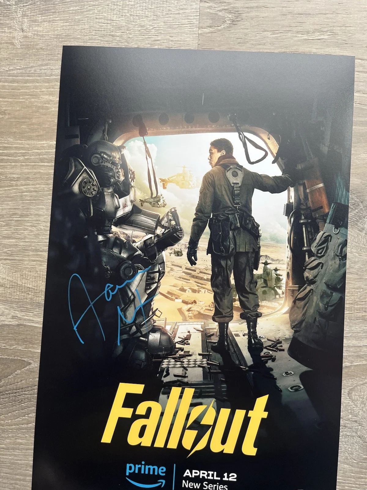 Aaron Moten — Aaron Moten Signed Fallout 11x17 Photo Beckett COA Maximus, изображение 5