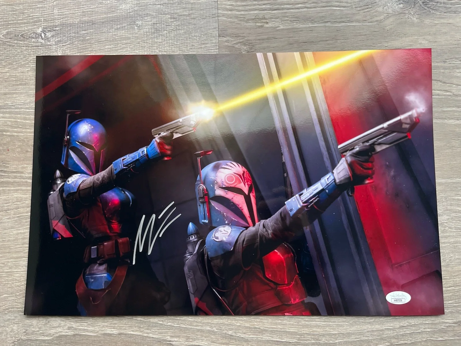 Mercedes Varnado — Mercedes Varnado Signed METALLIC 11x17 Photo JSA COA Mandalorian Star Wars, изображение 2