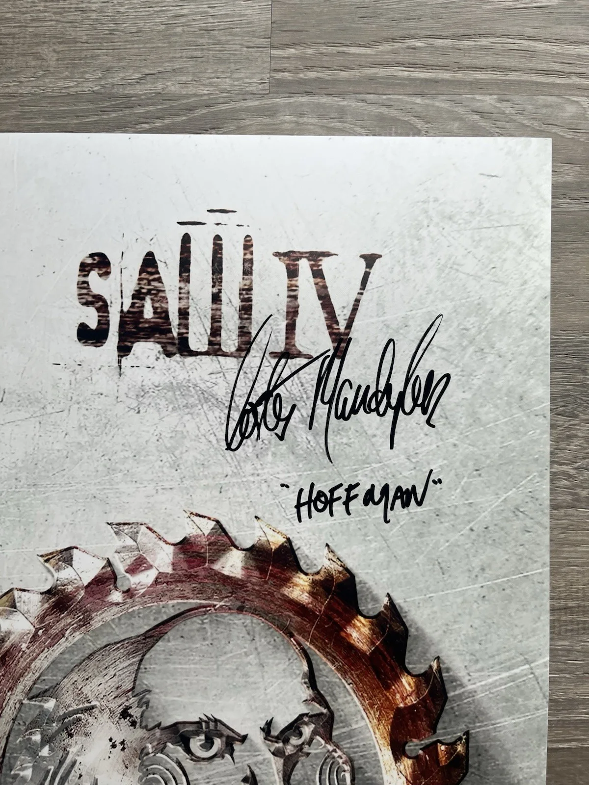Costas Mandylor — Costas Mandylor Signed Saw IV 11x17 Photo JSA COA Detective Hoffman Horror Auto, image 3
