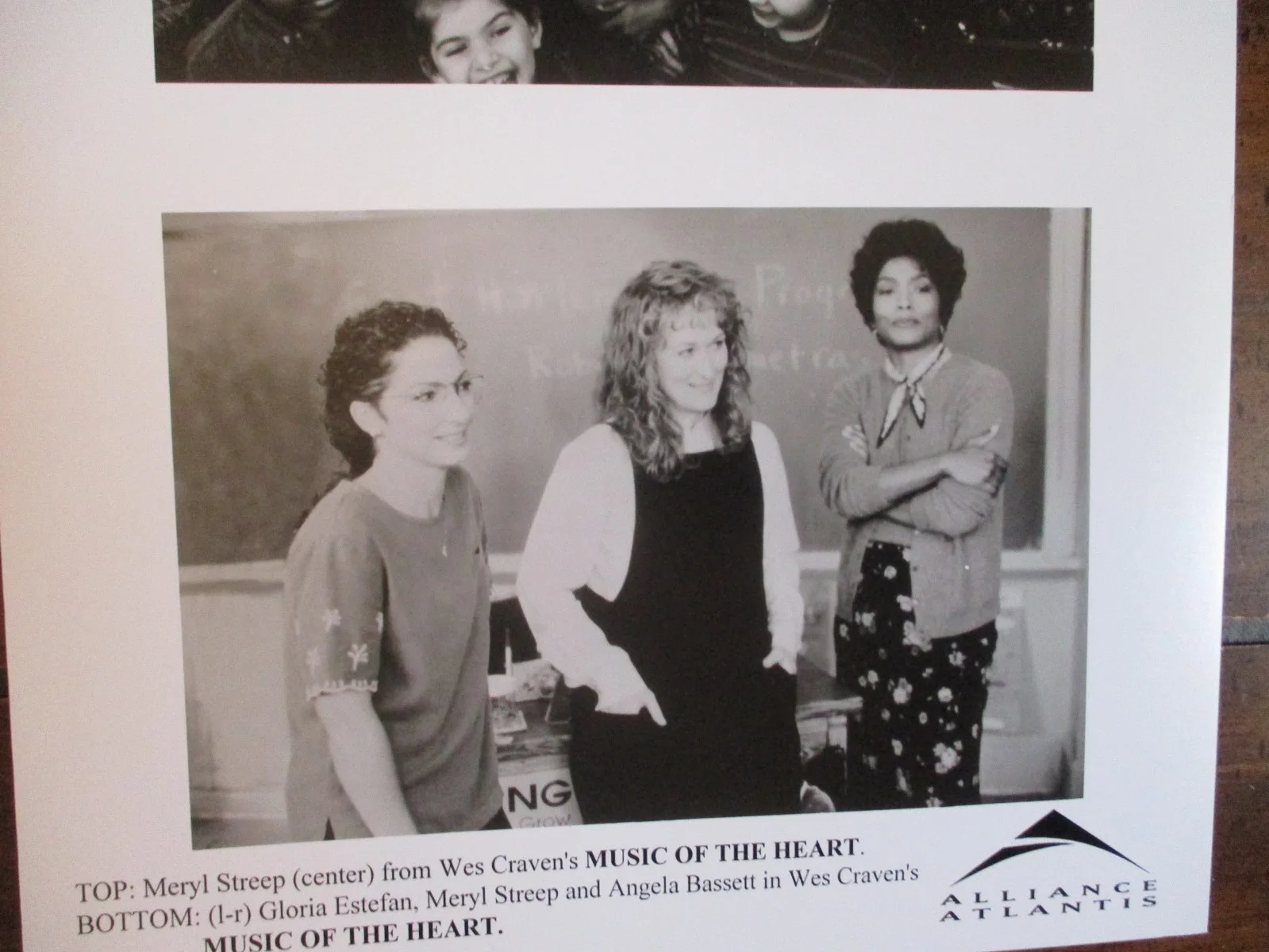 Gloria Estefan/Meryl Streep/Angela Basset(MUSIC OF THE HEART)1999 8x 0 B&W Photo, изображение 2