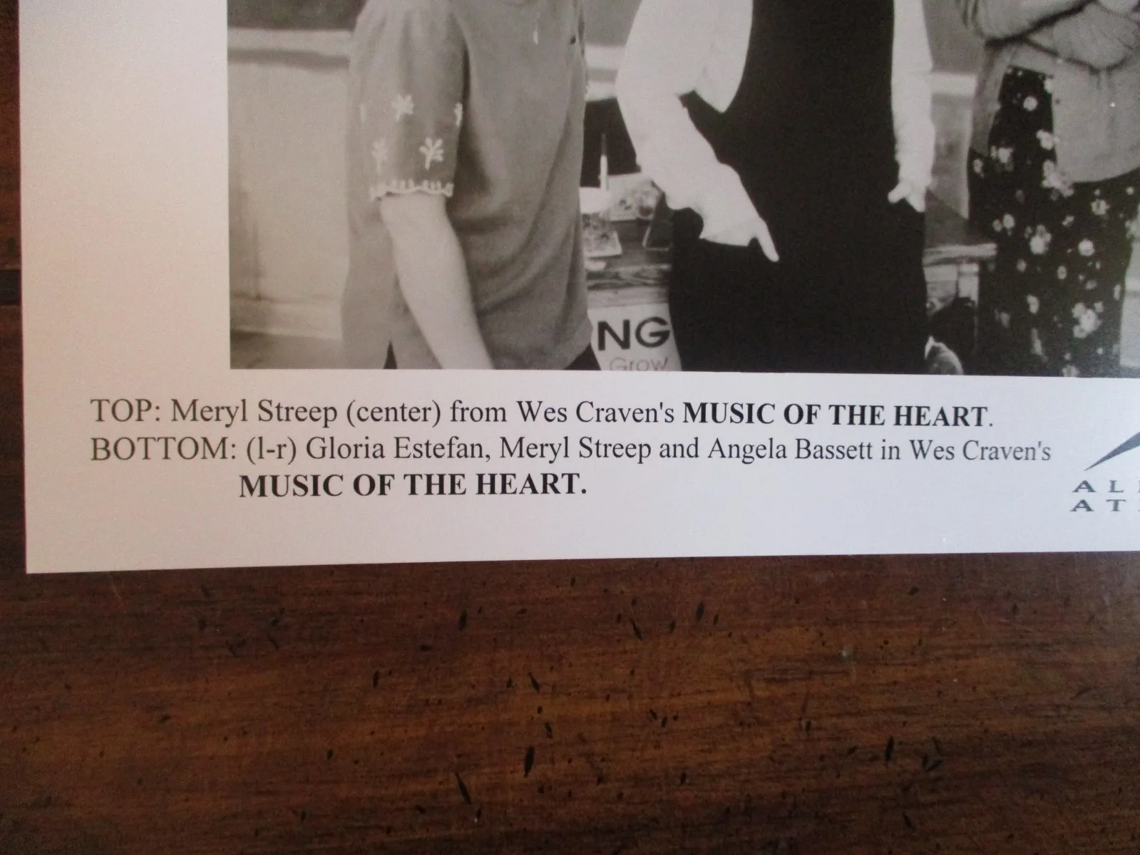 Gloria Estefan/Meryl Streep/Angela Basset(MUSIC OF THE HEART)1999 8x 0 B&W Photo, изображение 3