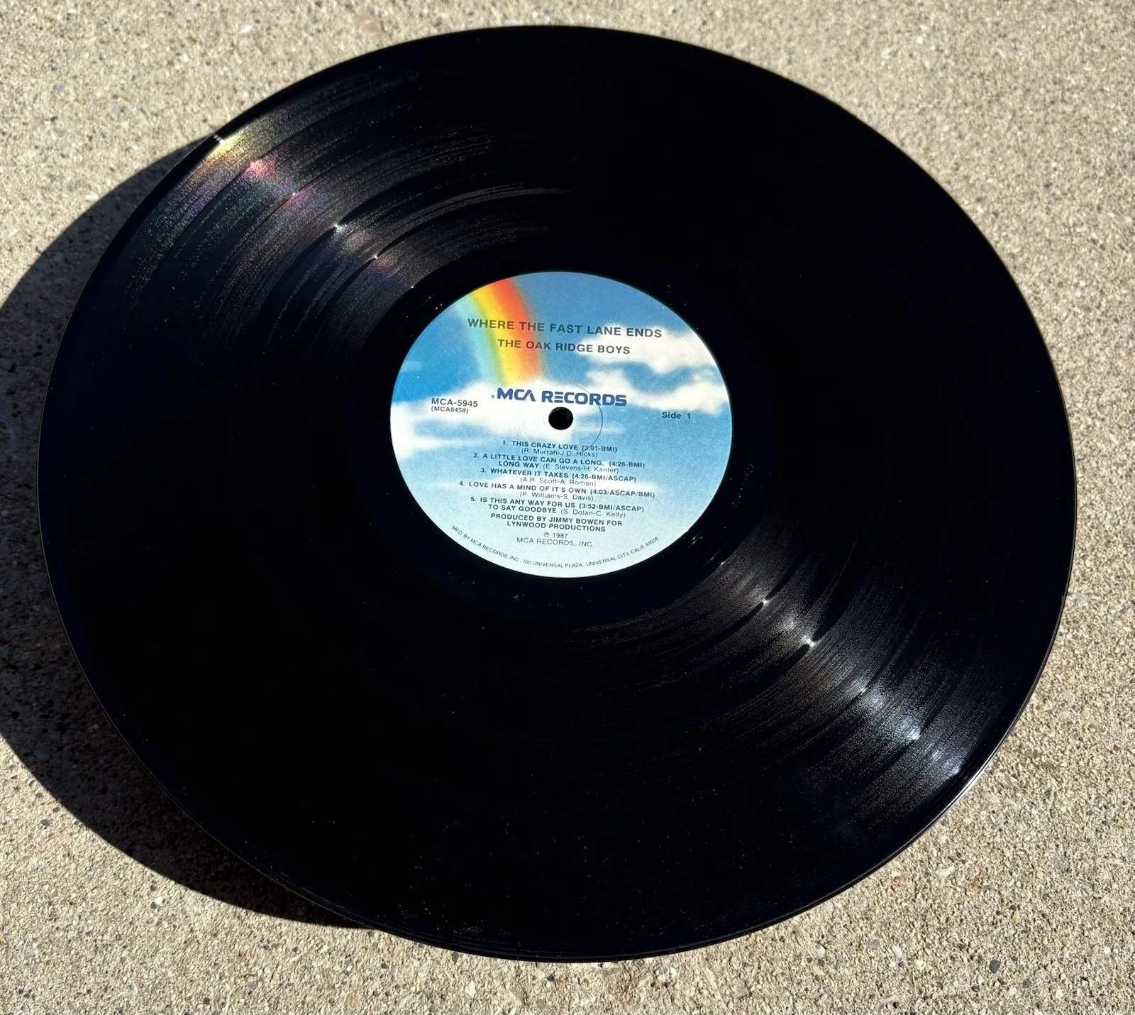 THE OAK RIDGE BOYS SIGNED Vinyl Where The Fast Lane Ends, изображение 3