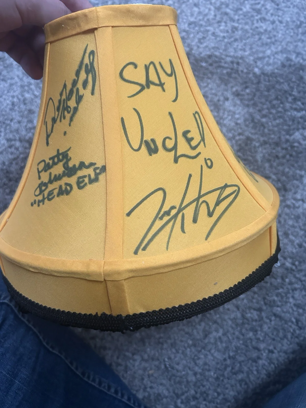 Peter Billingsley — A CHRISTMAS STORY 20'' LEG LAMP SIGNED BY FULL CAST PETER BILLINGSLEY COA, изображение 2