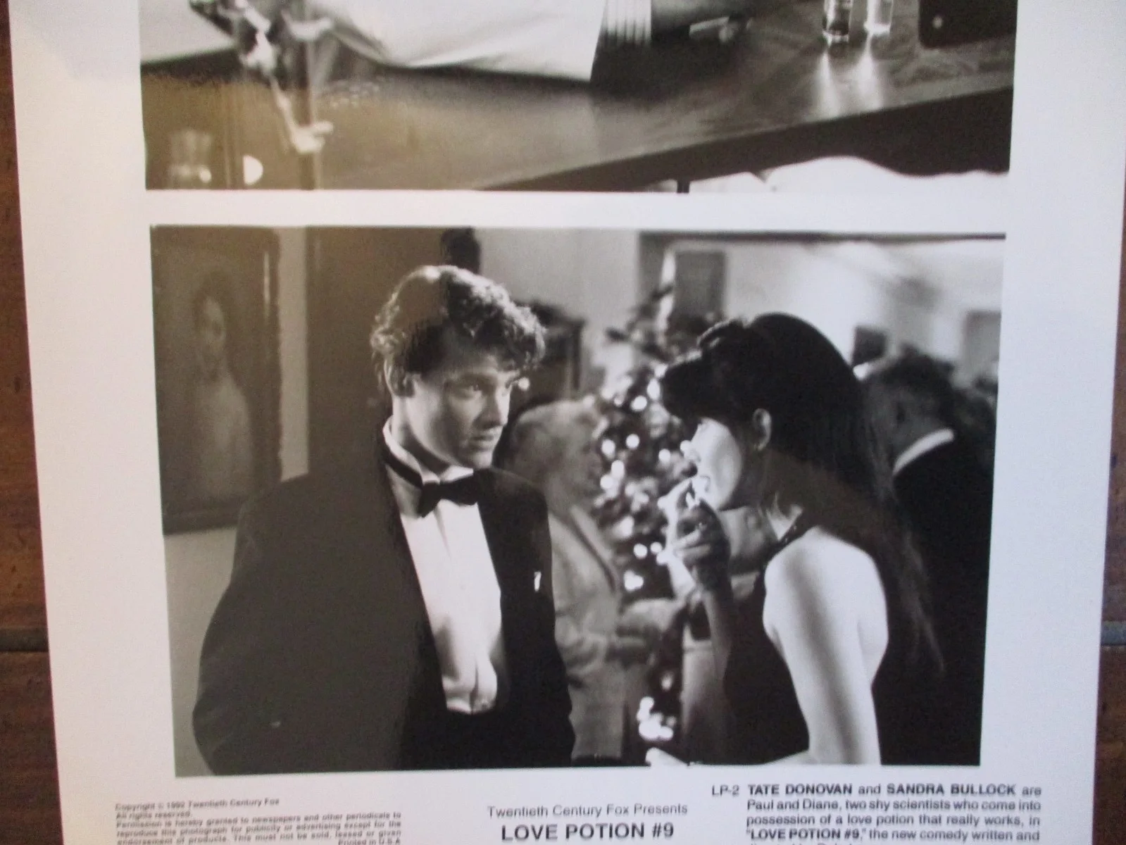 (LOVE POTION #9)Sandra Bullock/Tate Donovan/8 X 10 1991 Black/White Press Photo, image 3