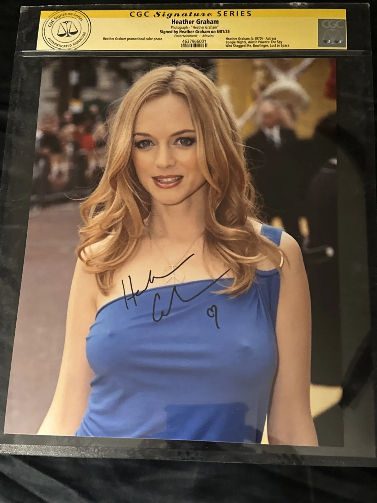 Heather Graham CGC SS Signed Photograph! Austin Powers Boogie Nights Autograph, image 5