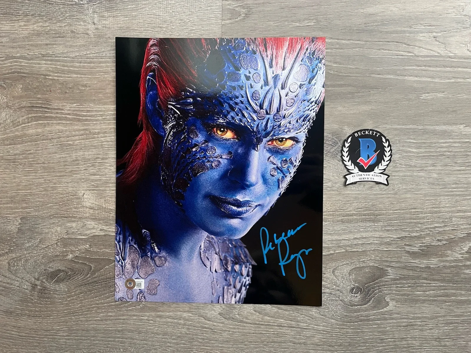 Rebecca Romijn — Rebecca Romijn Signed Mystique Metallic 11x14 Photo Beckett COA X-Men Marvel