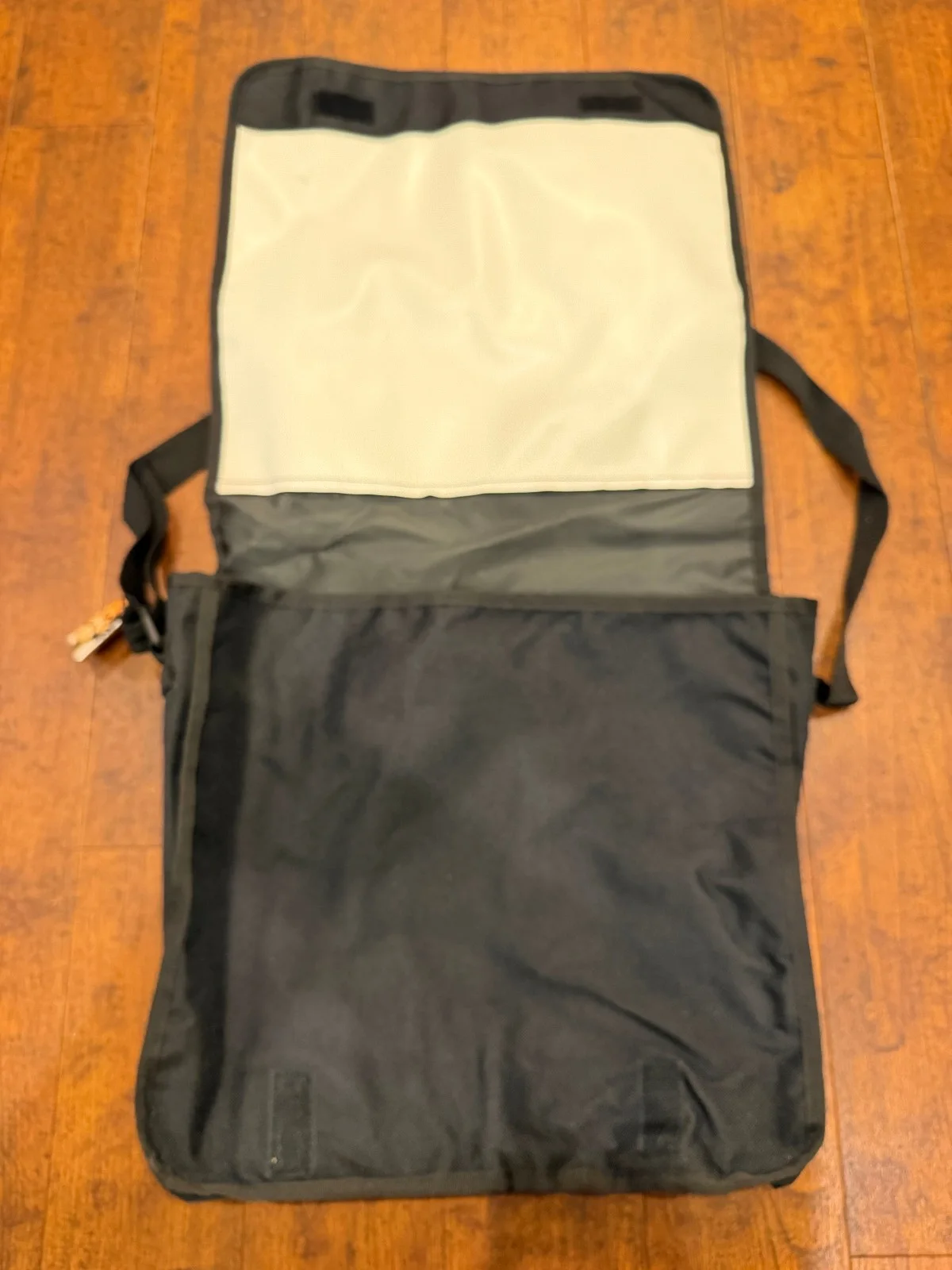 Rare German 2005 cinema promotional Chronicles of Narnia messenger bag, изображение 5