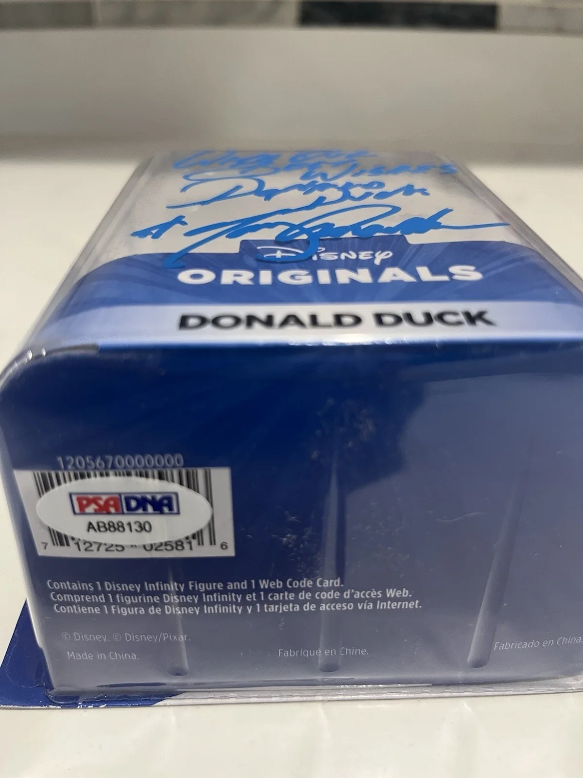 Tony Anselmo — Tony Anselmo Signed Aputographed action figure Disney Donald Duck PSA/DNA, изображение 2