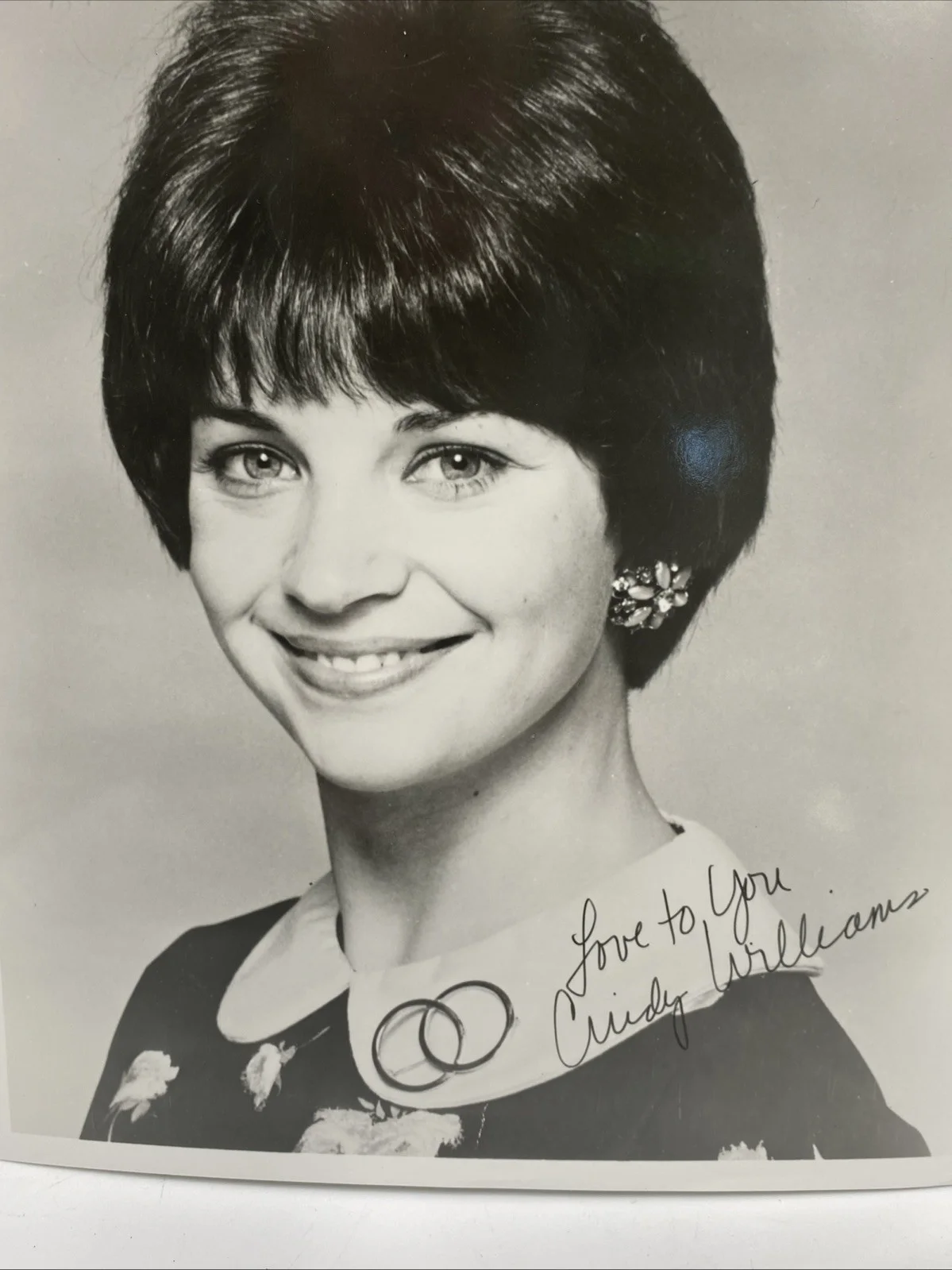 Cindy Williams — CINDY WILLIAMS Signed 8x10 LAVERNE & SHIRLEY Photo w/ “Love To You”, изображение 3