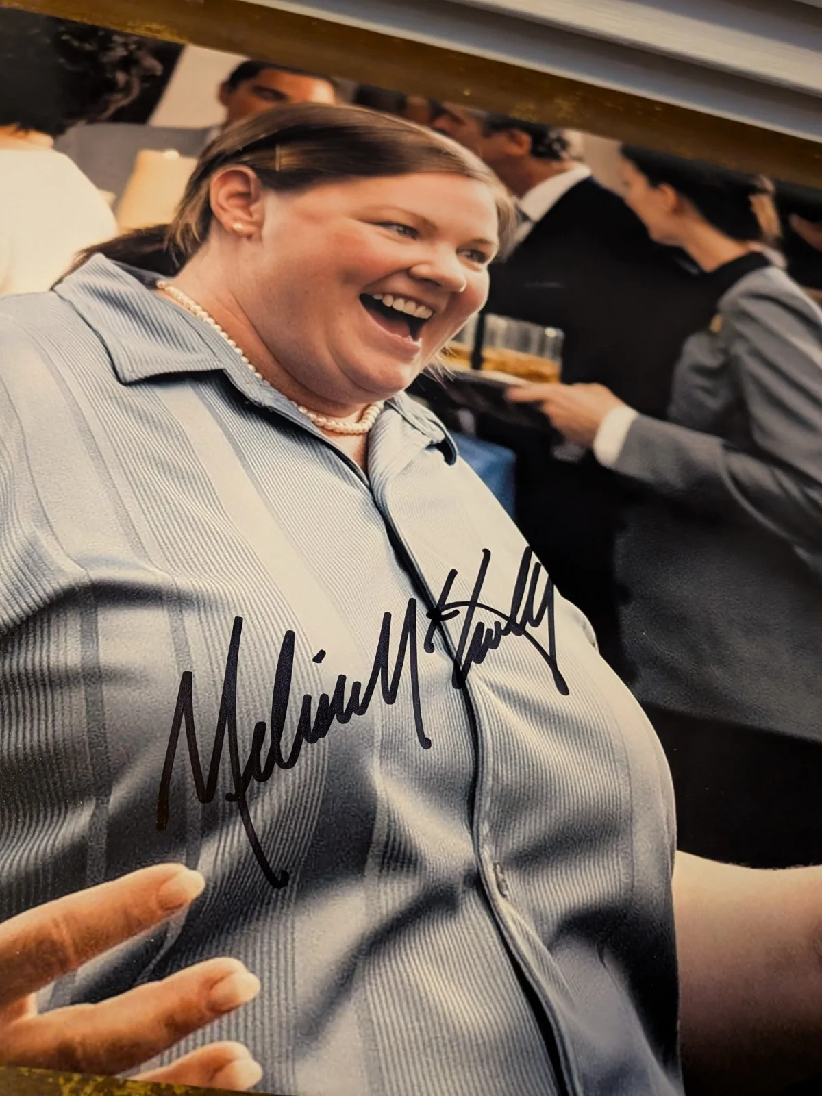 Melissa McCarthy — Melissa McCarthy Signed 11x14 Photo Beckett COA Cert. "Bridesmaids", image 2