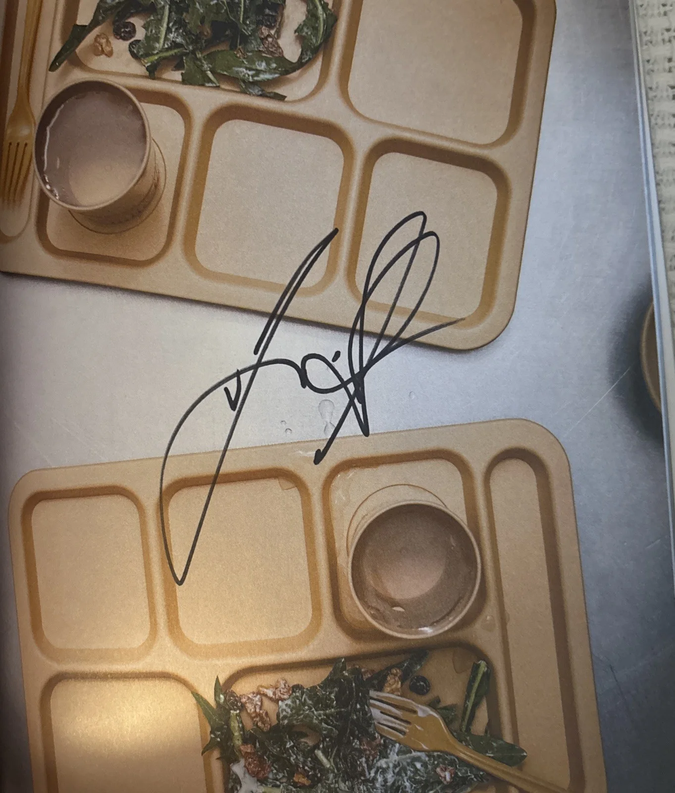 Orange Is the New Black Autographed Cookbook By Uzo Aduba & Taylor Schilling New, изображение 5
