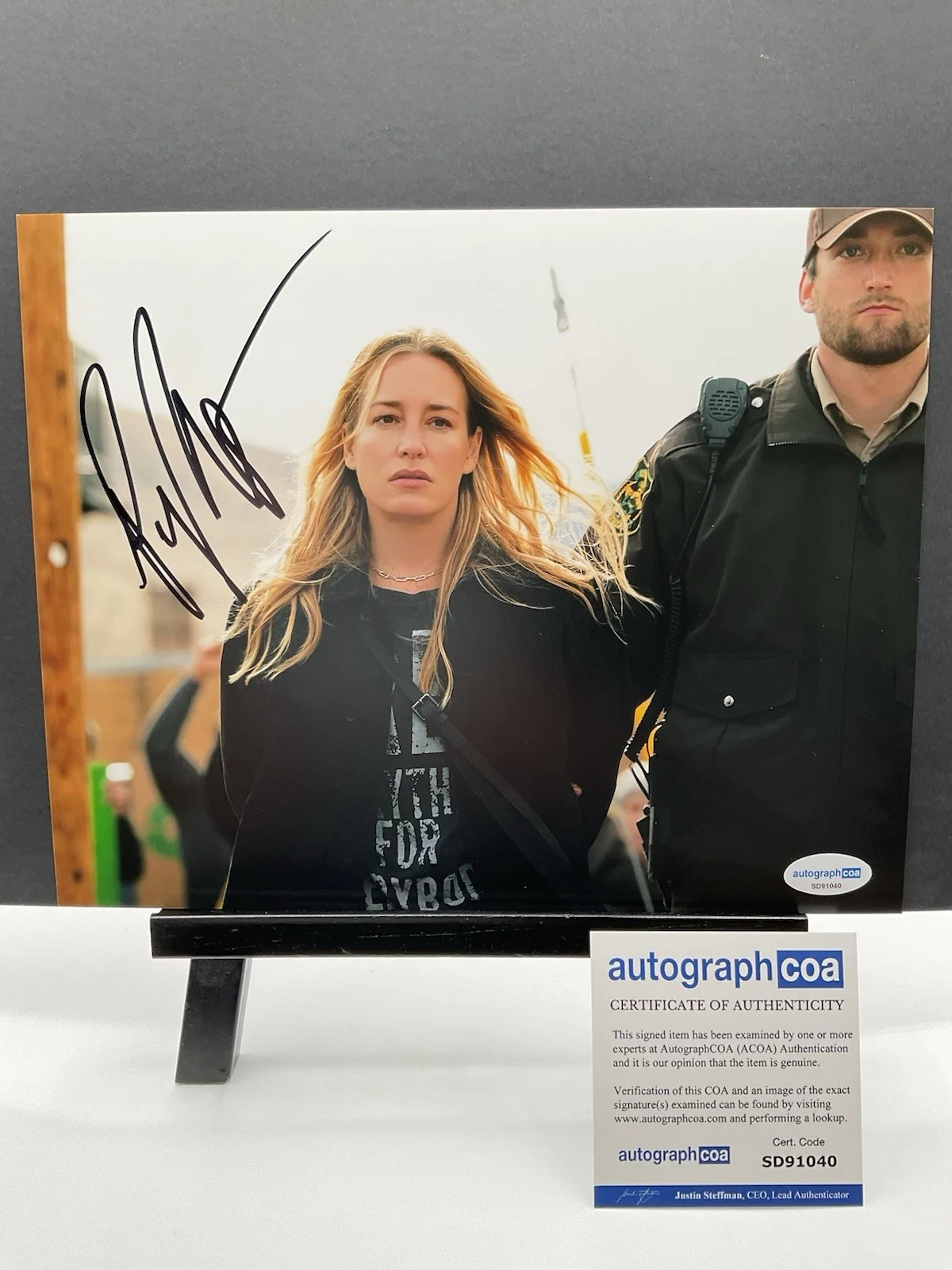 Piper Perabo — Piper Perabo signed 8x10 Yellowstone signed photo Yellowstone autographed ACOA