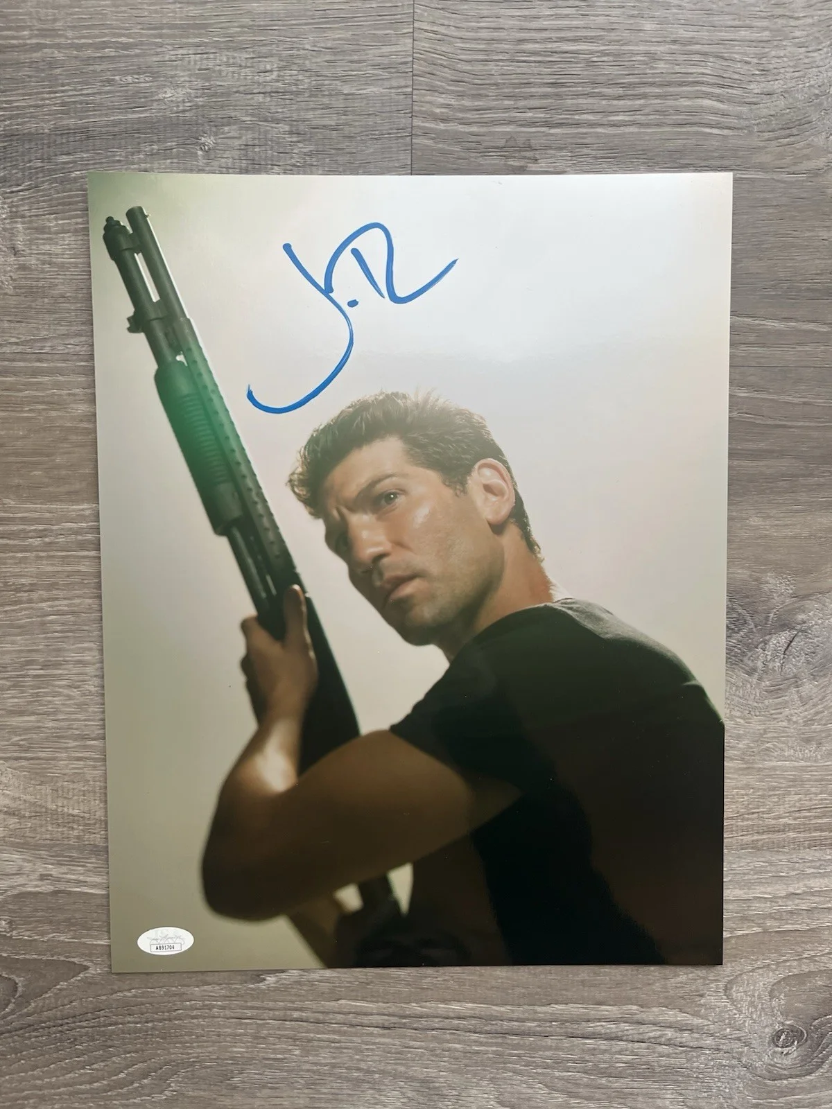 Jon Bernthal — Jon Bernthal Signed Walking Dead Metallic 11x14 Photo JSA COA Shane Punisher, изображение 2