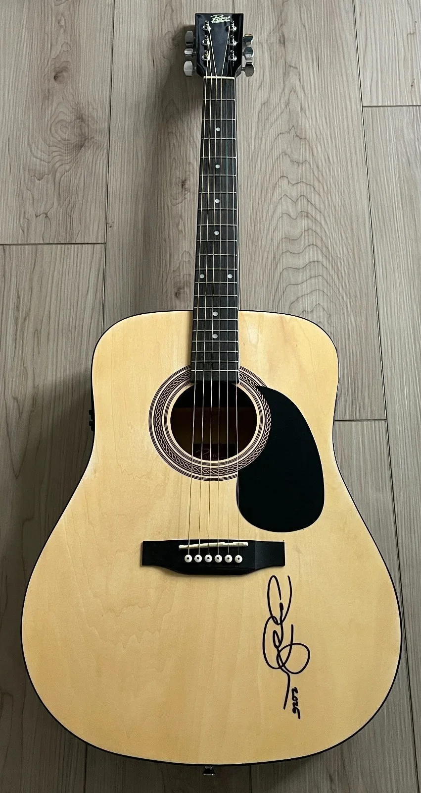 JAMEY JOHNSON SIGNED AUTOGRAPH ACOUSTIC GUITAR w/EXACT VIDEO PROOF & BECKETT COA, image 2