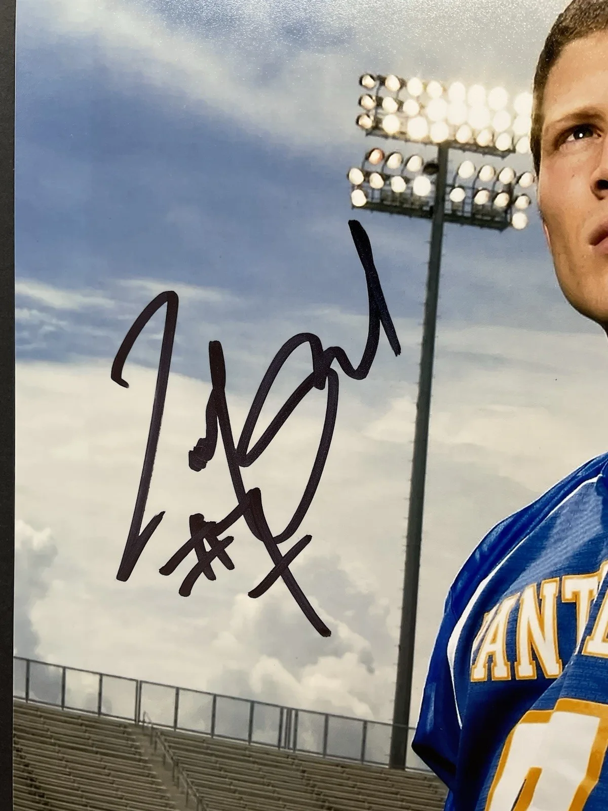 Zach Gilford — Zach Gilford signed 8x10 Friday Night Lights signed 8x10 Sexy signed photo BAS, image 2