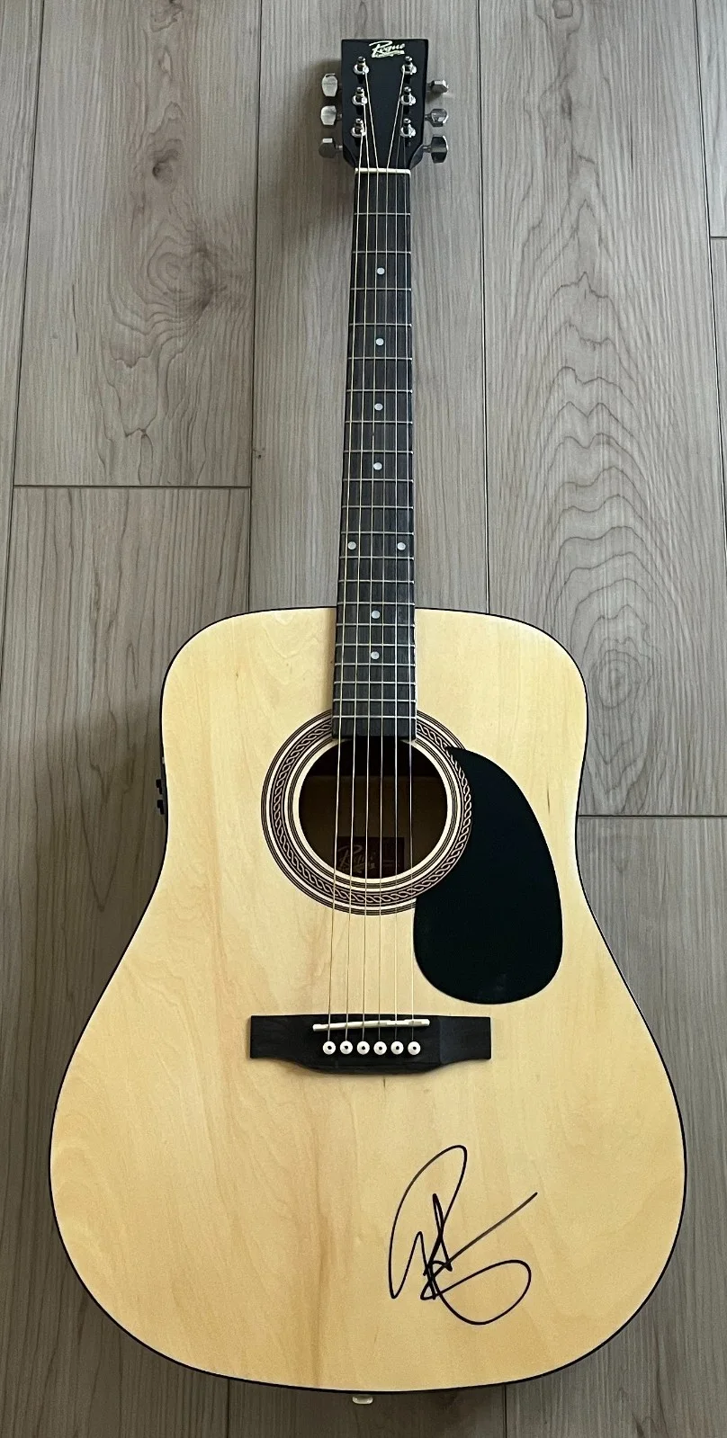 RILEY GREEN SIGNED AUTOGRAPH 41" ACOUSTIC GUITAR w/EXACT PROOF & BECKETT BAS COA, image 2