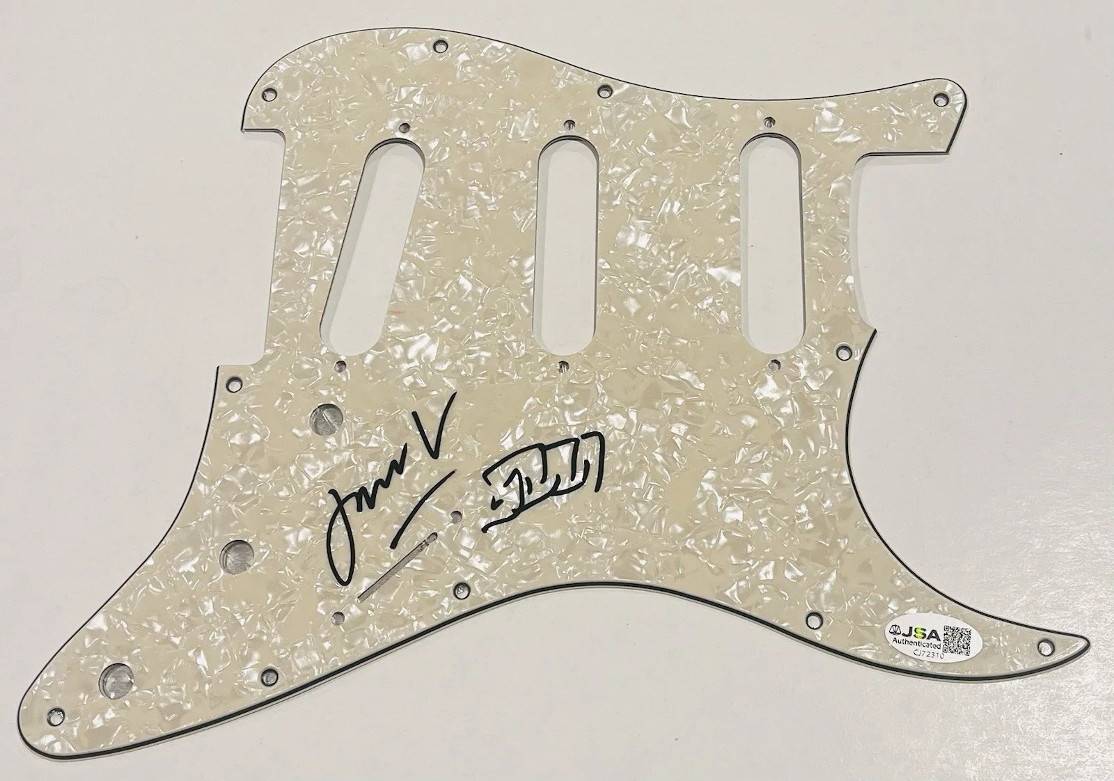 MAROON 5 BAND SIGNED GUITAR PICKGUARD PICK GUARD JAMES VALENTINE SAM FARRAR JSA, изображение 2