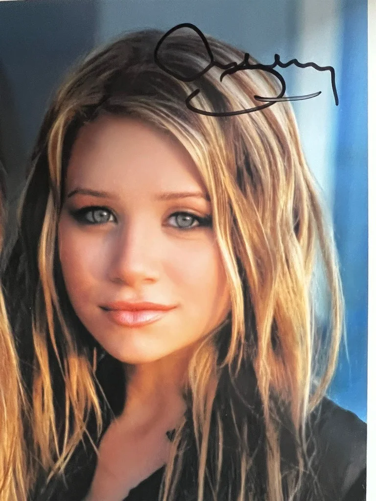 Marey-Kate andAshley Olsen — Super Rare! Vintage Mary-Kate And Ashley Hand Signed Autograph!, изображение 3