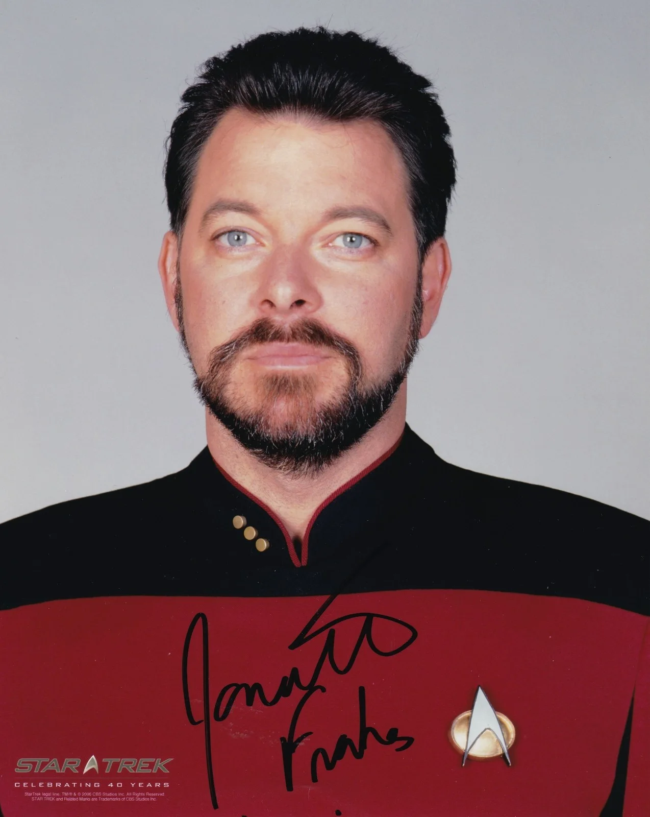Jonathan Frakes — Jonathan Frakes Star Trek signed 8 x 10 Photo w/COA