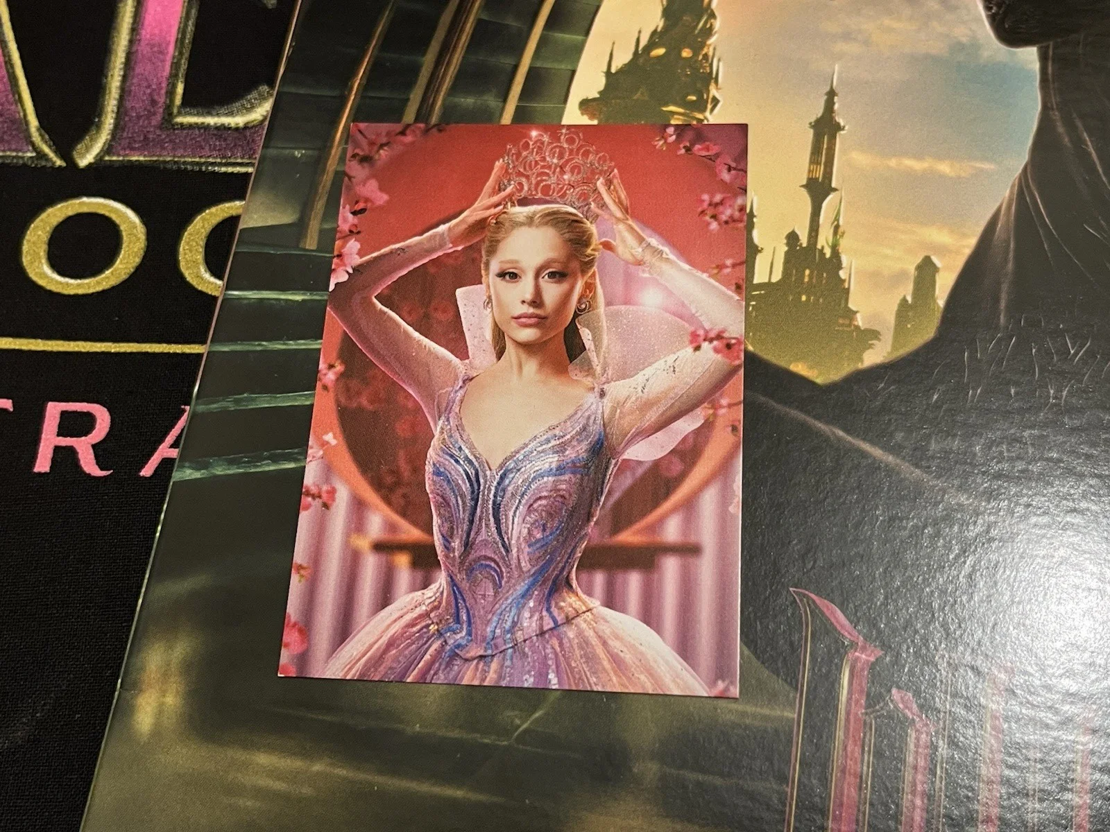 STEPHEN SCHWARTZ — STEPHEN SCHWARTZ SIGNED WICKED VINYL 2X RECORD INSTORE AUTO TOTE GLINDA CARD A, image 2