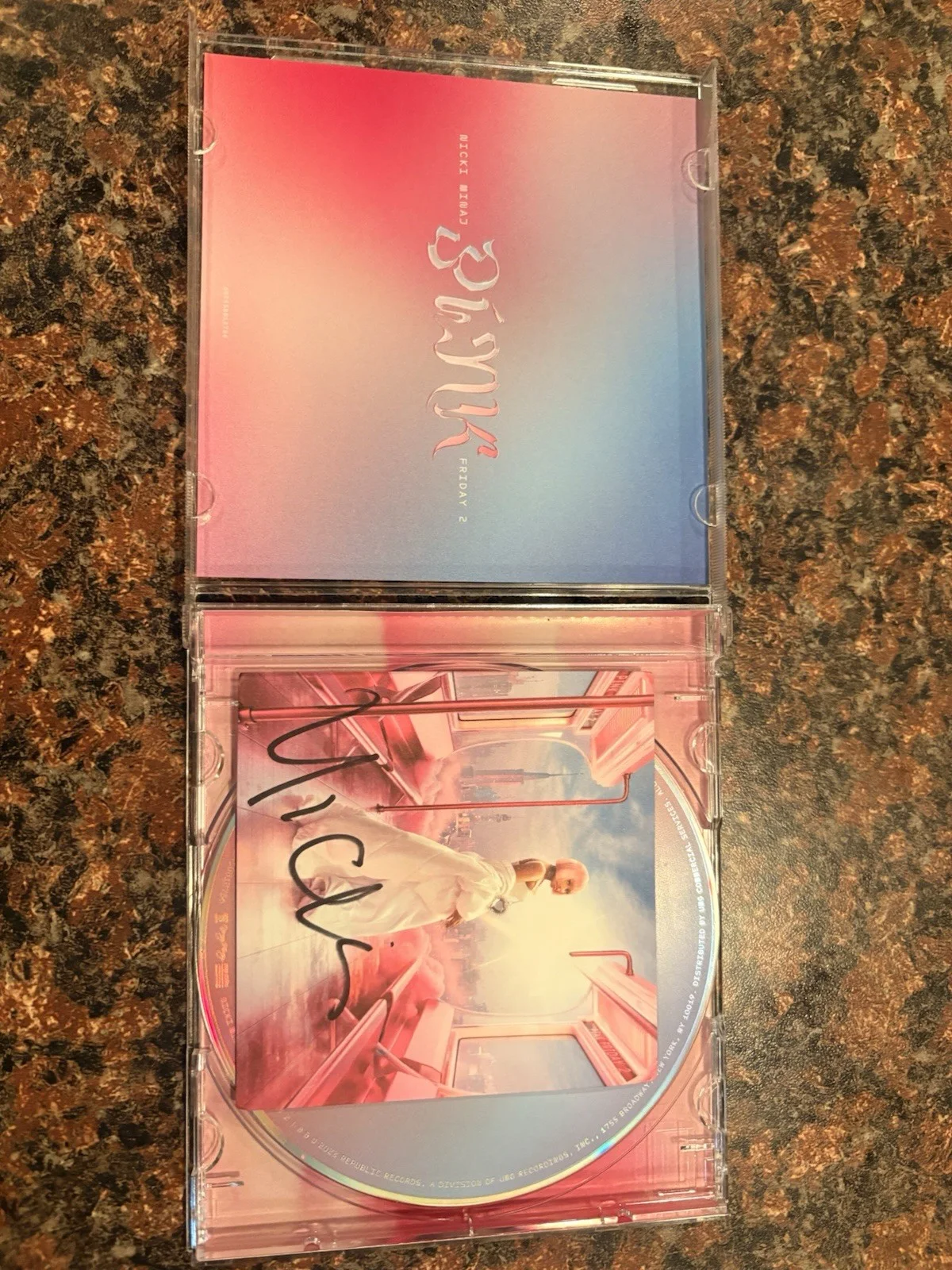 Nicki Minaj Pink Friday 2 CD With Signed Autographed Art Card Sealed, image 3