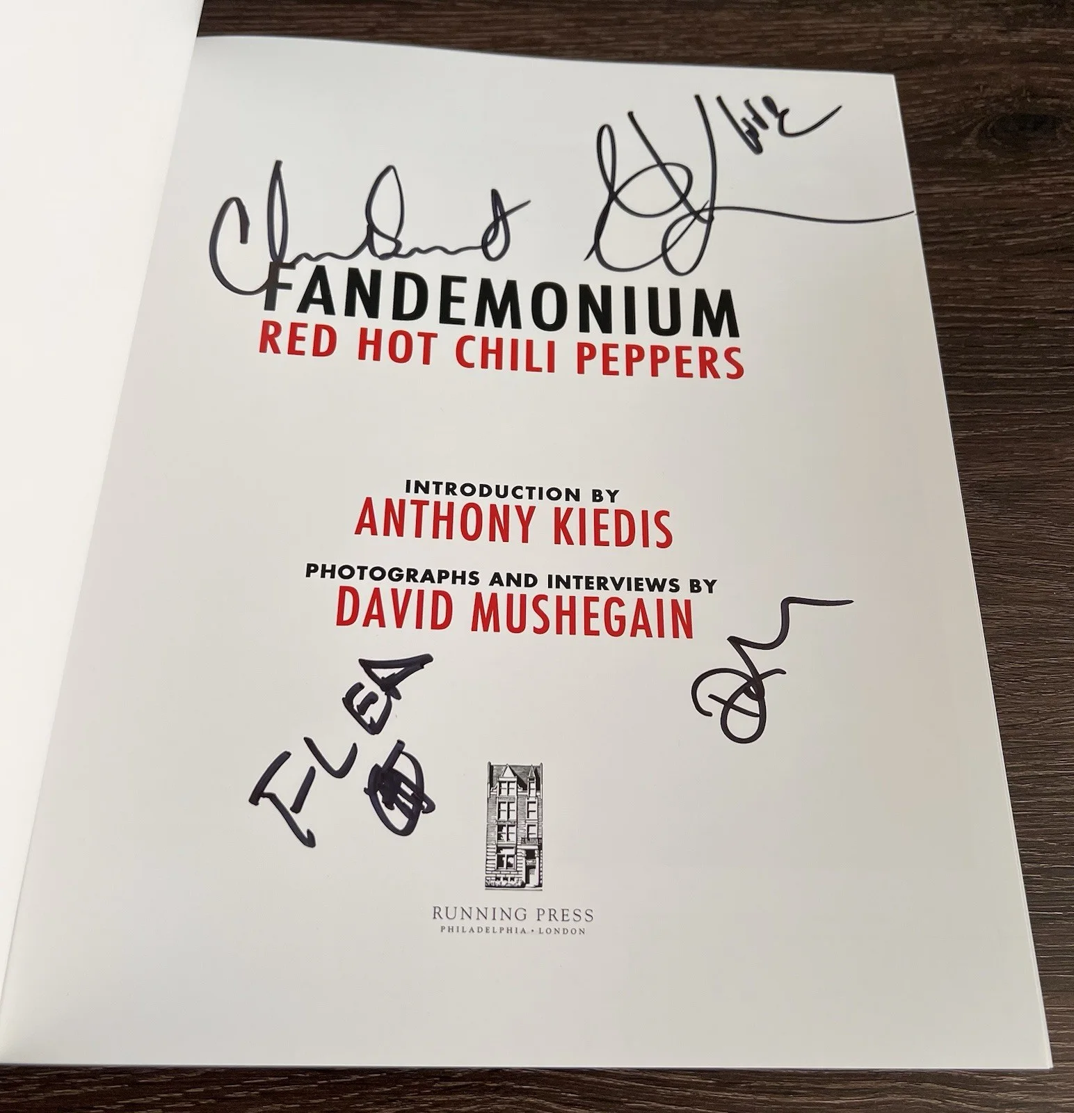 SIGNED x4 Red Hot Chili Peppers RHCP FANDEMONIUM 1st/1st As-New +flyer, изображение 2