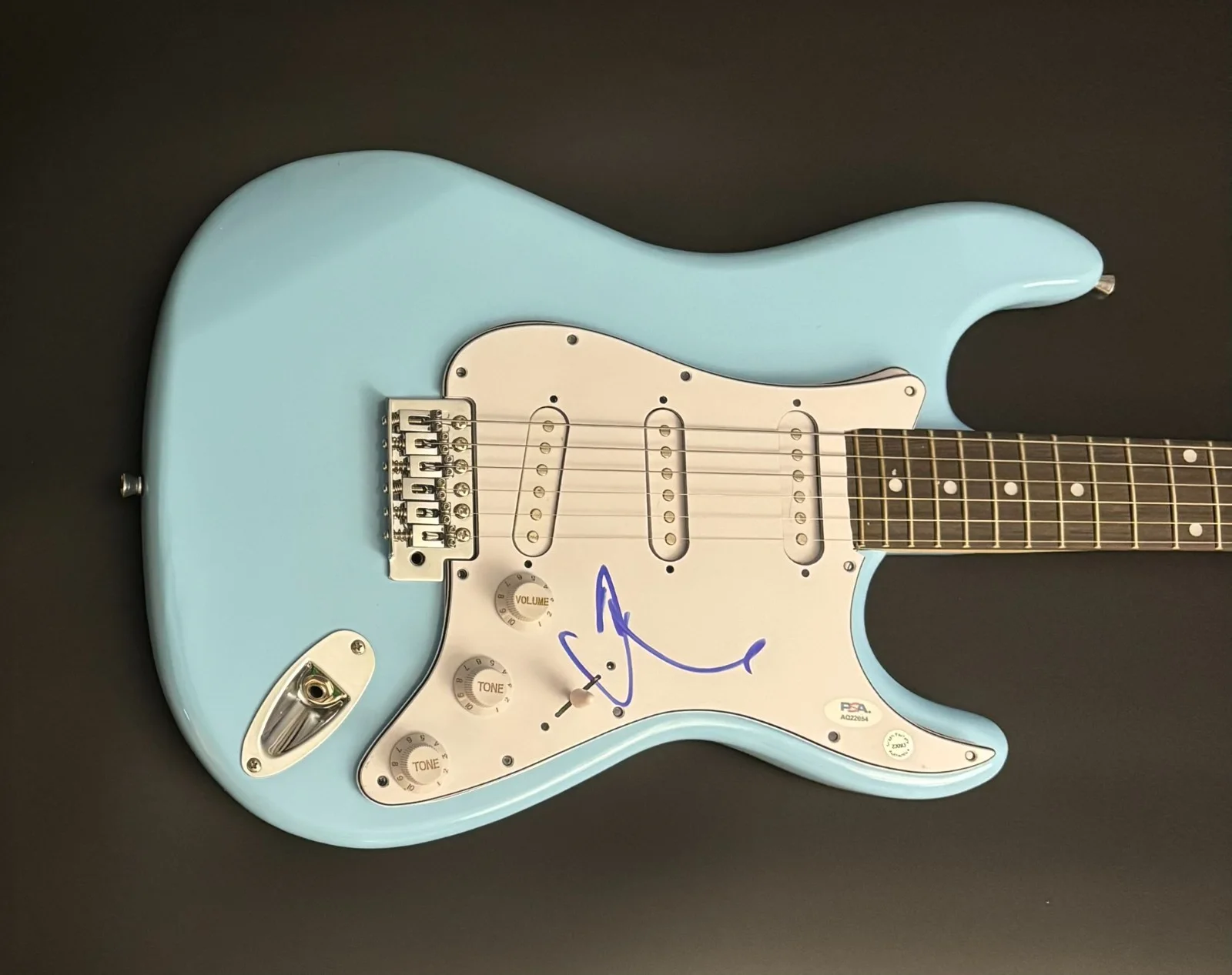 PSA Muse Band Drummer * DOMINIC HOWARD * Signed Electric Guitar COA, image 4