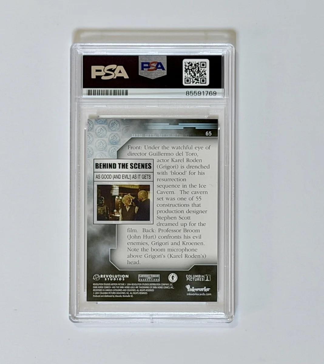 Guillermo Del Toro — GUILLERMO DEL TORO SIGNED AUTOGRAPH 2004 INKWORKS HELLBOY CARD PSA (B), image 2