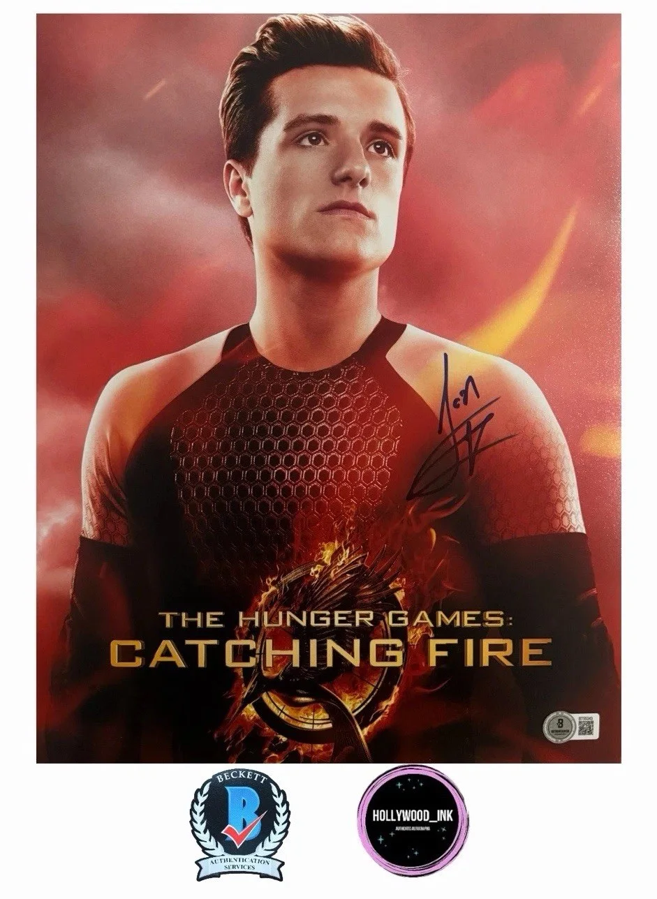Josh Hutcherson — JOSH HUTCHERSON SIGNED 11x14 PHOTO THE HUNGER GAMES AUTOGRAPH BECKETT BT55343