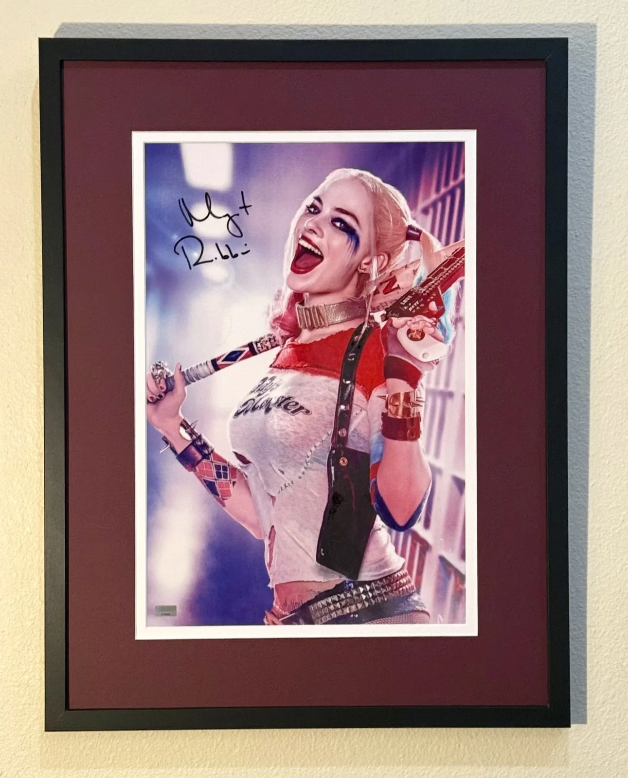 Margot Robbie — Margot Robbie full name Autograph signed Suicide Squad Harley Quinn 12x18 Framed