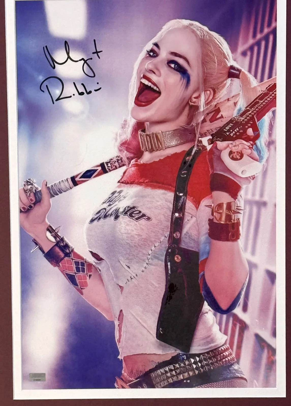 Margot Robbie — Margot Robbie full name Autograph signed Suicide Squad Harley Quinn 12x18 Framed, image 2