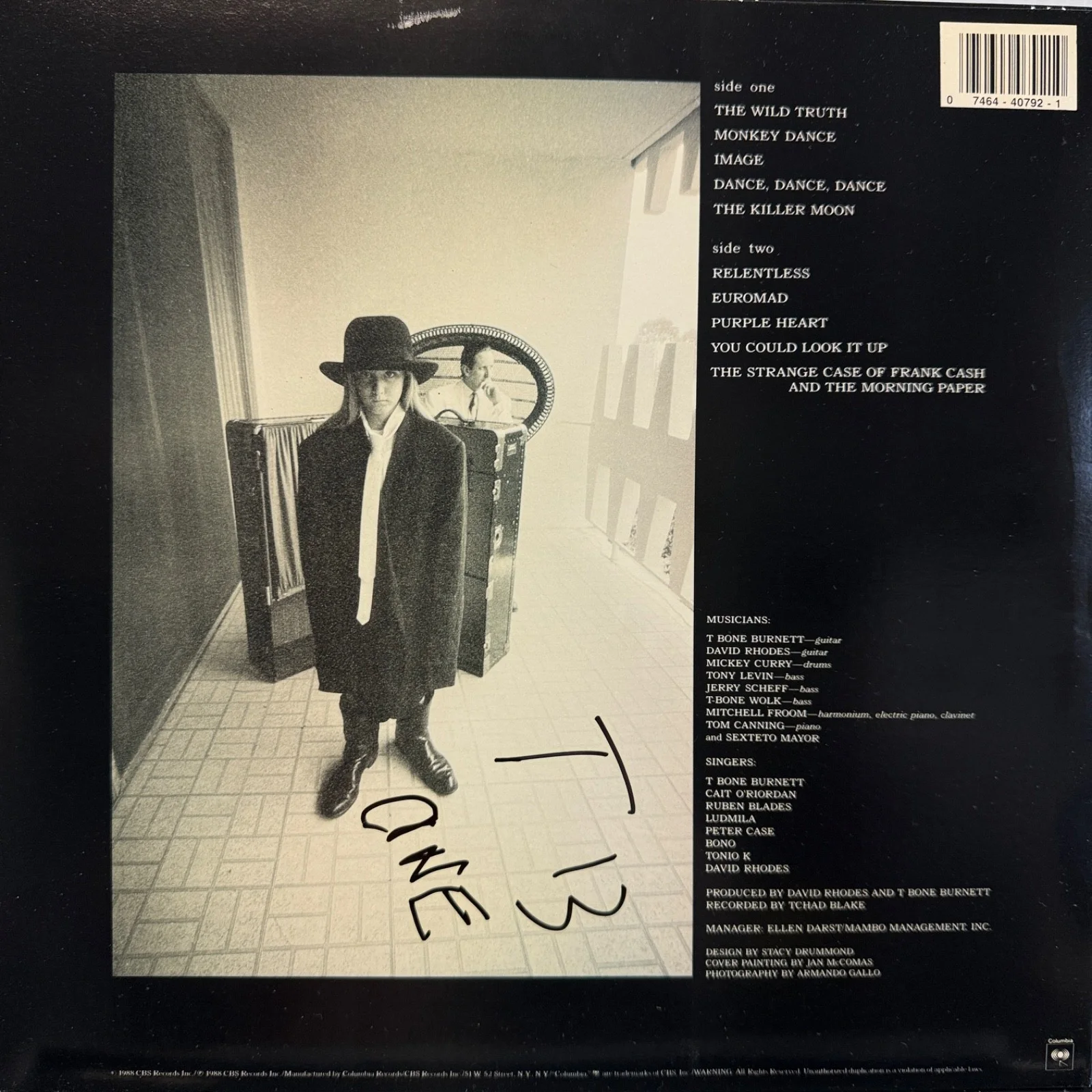 T BONE BURNETT - AUTOGRAPH!! Signed "Talking Animals" VINYL album BFC 40792 NM!, image 2
