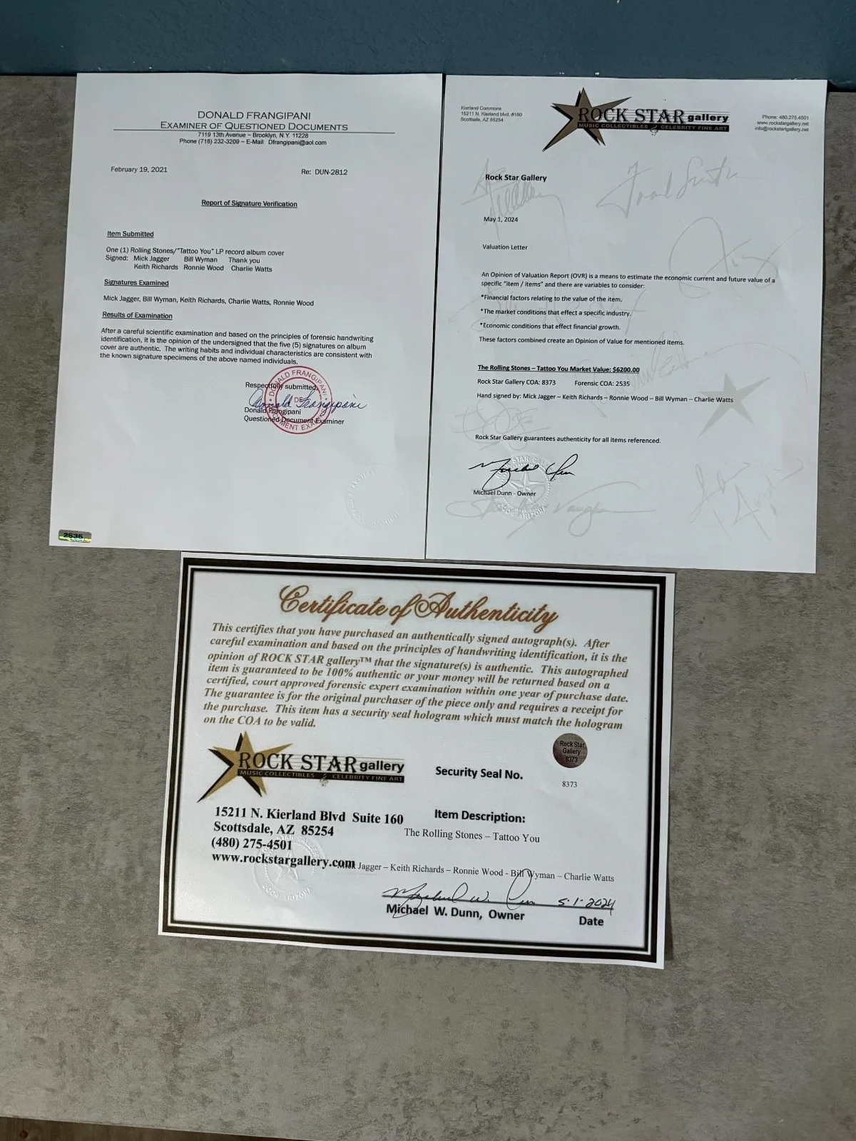 AUTHENTIC AUTOGRAPHED TATTOO YOU PLATINUM RECORD AND COVER, image 5