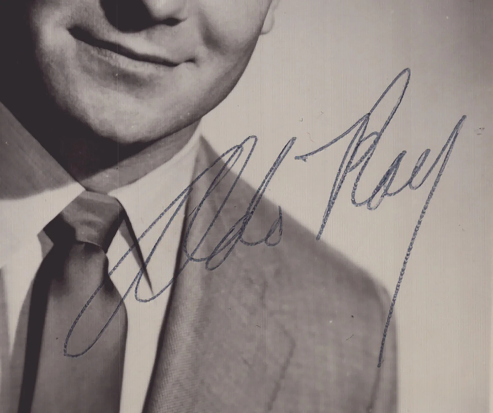 Aldo Ray — ALDO RAY - AUTOGRAPHED SIGNED PHOTOGRAPH, image 2