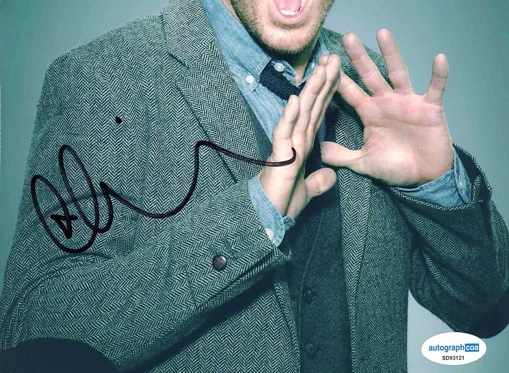 Oliver Hudson — Oliver Hudson signed Autographed 8x10 Photo f HOT A Merry Little Ex-Mas ACOA COA, изображение 4