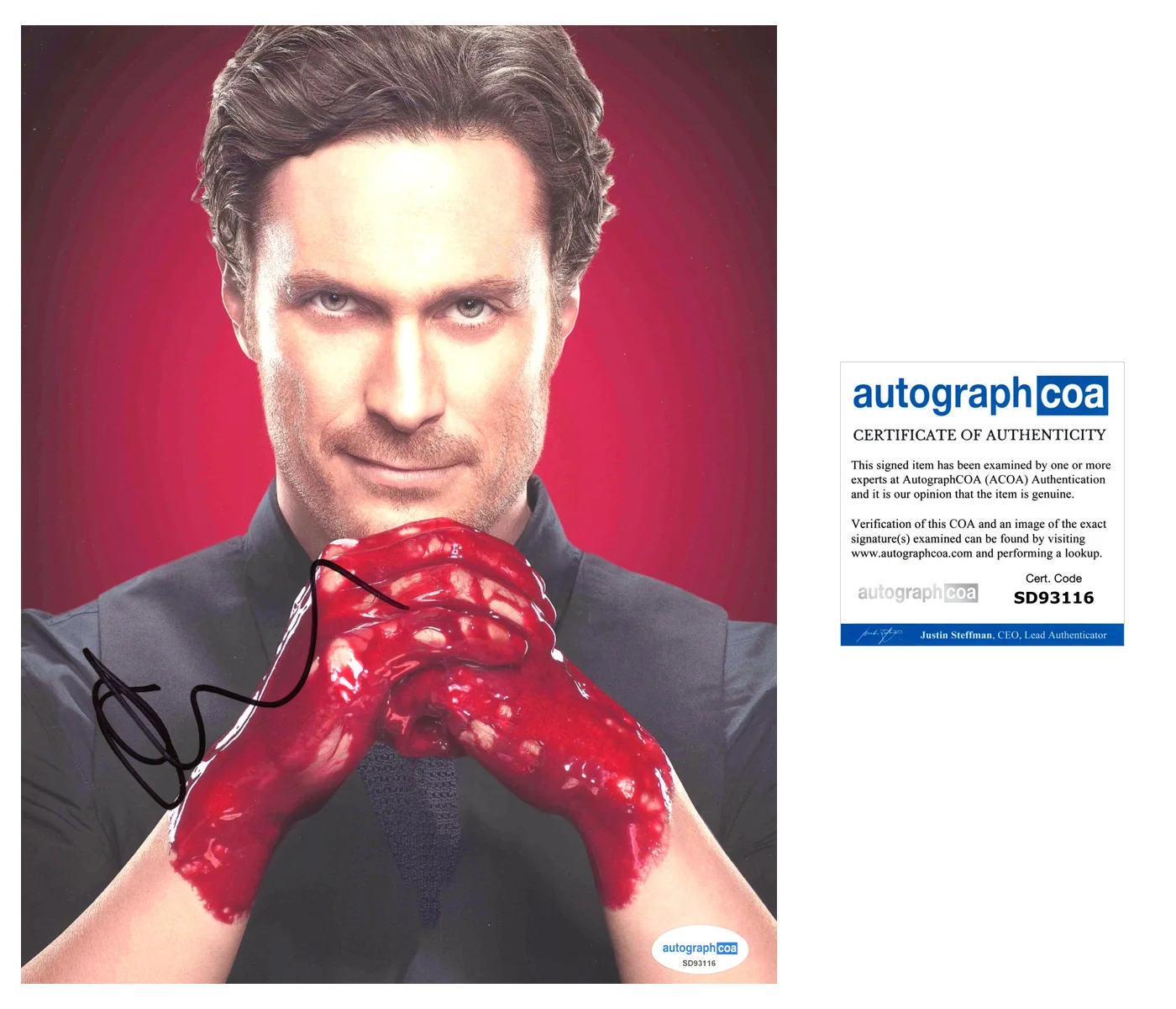 Oliver Hudson — Oliver Hudson signed "SCREAM QUEENS" 8x10 Photo c A Merry Little Ex-Mas ACOA COA