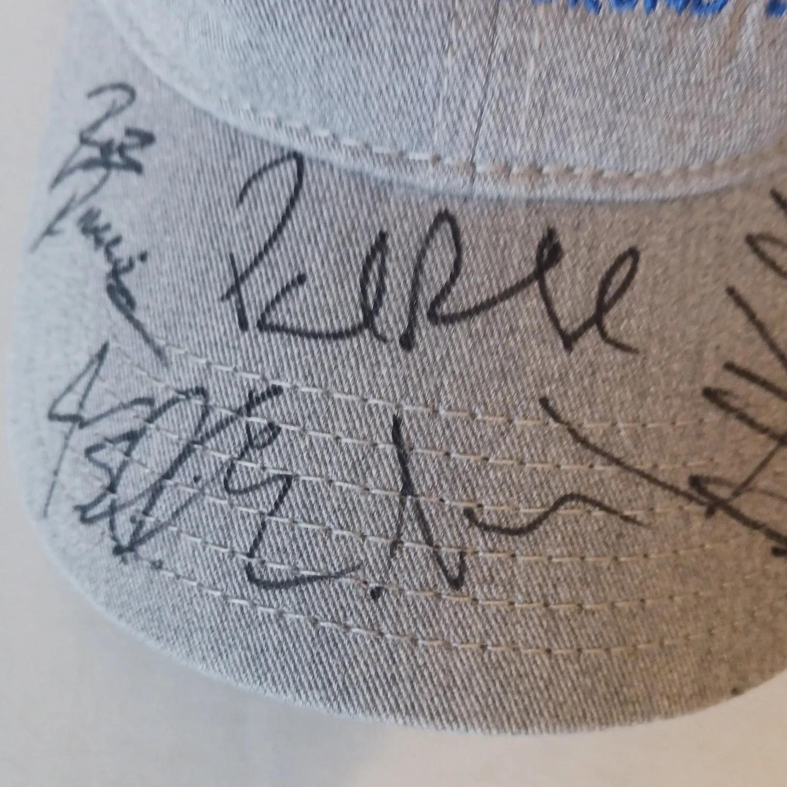 Paul Rudd ,Jason Sudeikis, Rob Riggle, Stonestreet & David Koechner Signed Hat, изображение 4