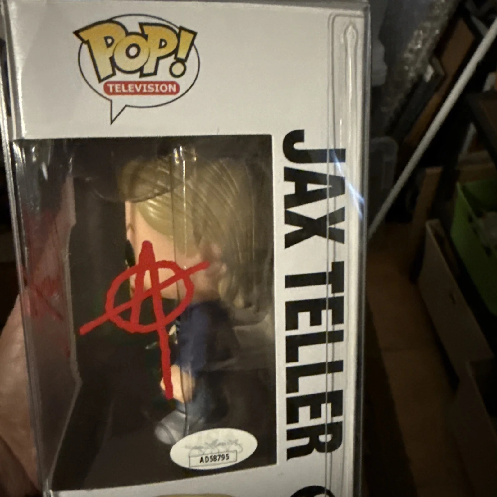 Sons Of Anarchy Jax Teller Charlie Hunan Signed Funko Pop #88 JSA COA, изображение 4