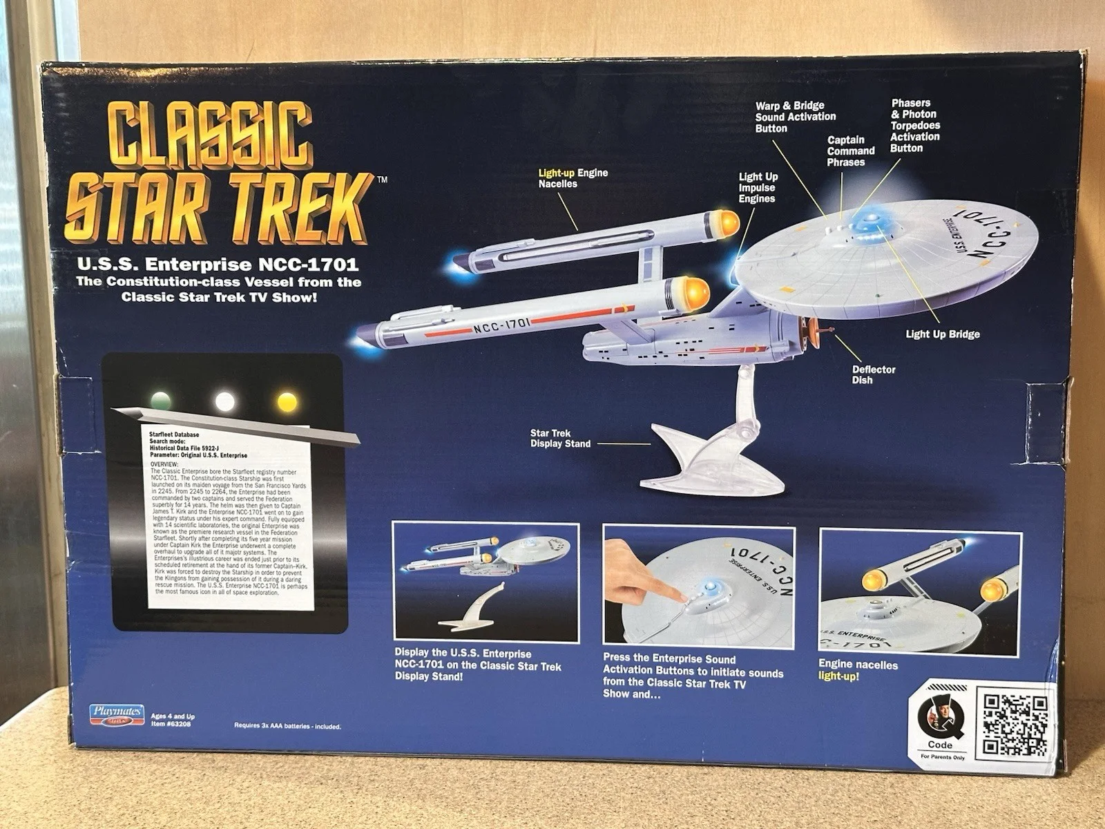 William Shatner — William Shatner Captain Kirk Signed Star Trek U.S.S Enterprise NCC-1701 Beckett, image 3