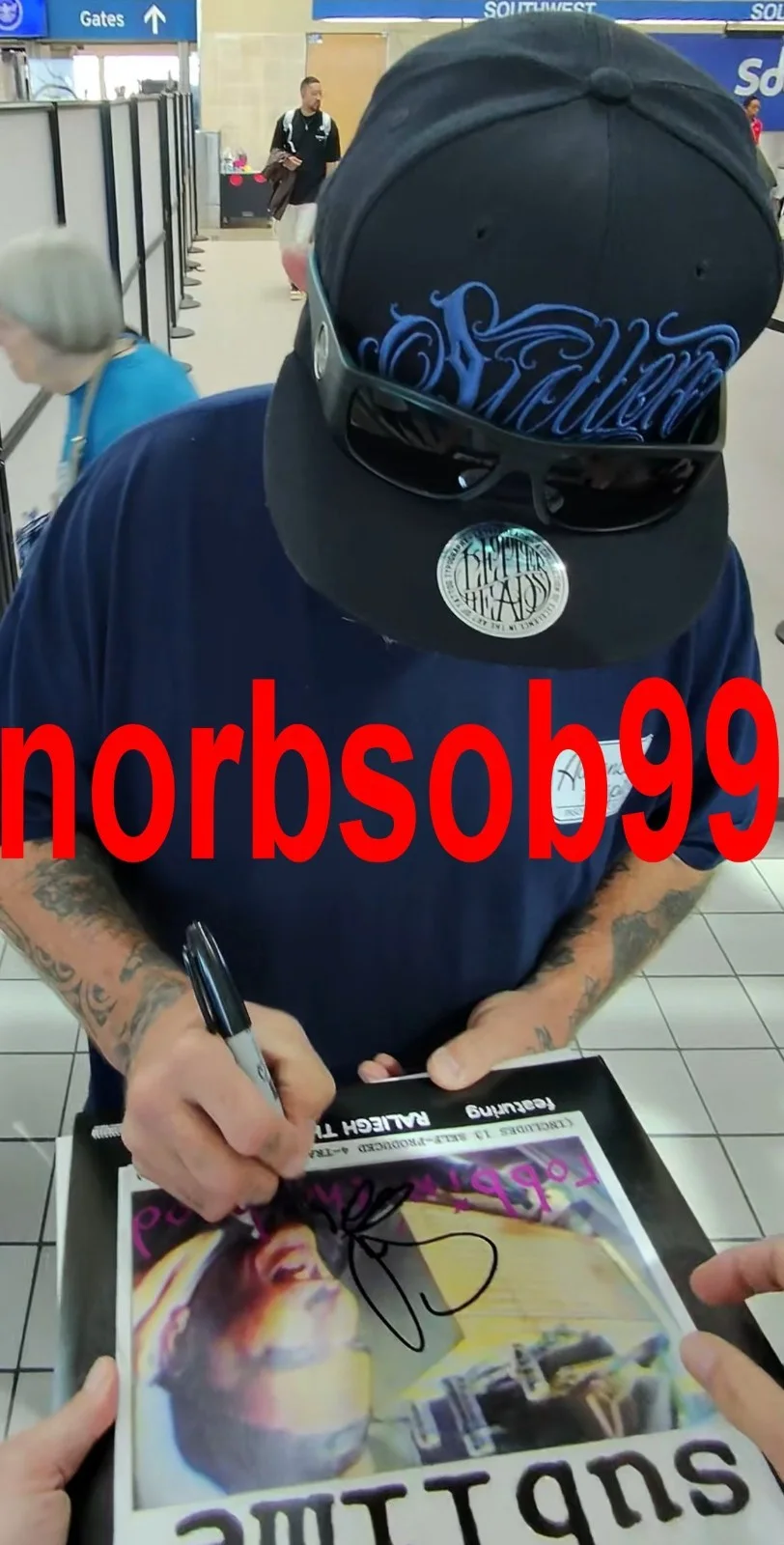 SUBLIME BAND ERIC & BUD SIGNED ROBBIN' THE HOOD VINYL w/EXACT PROOF BECKETT COA, изображение 4