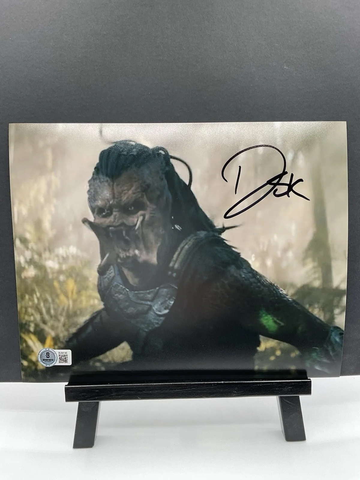 Dimitrius Schuster-Koloamatangi — Dimitrius Schuster Koloamatangi signed photo Predator signed 8x10 Badlands BAS