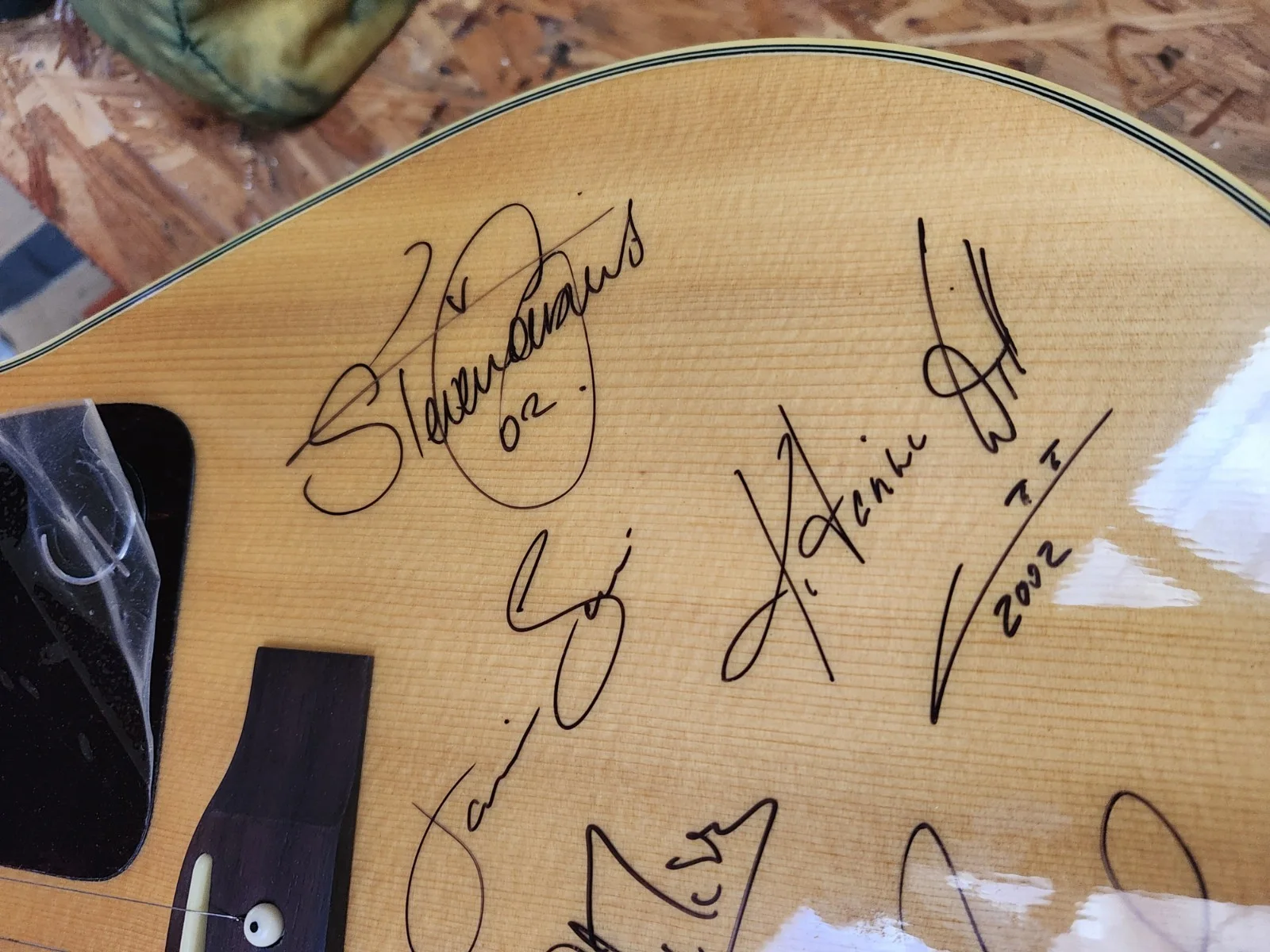 Autographed Guitar, изображение 5