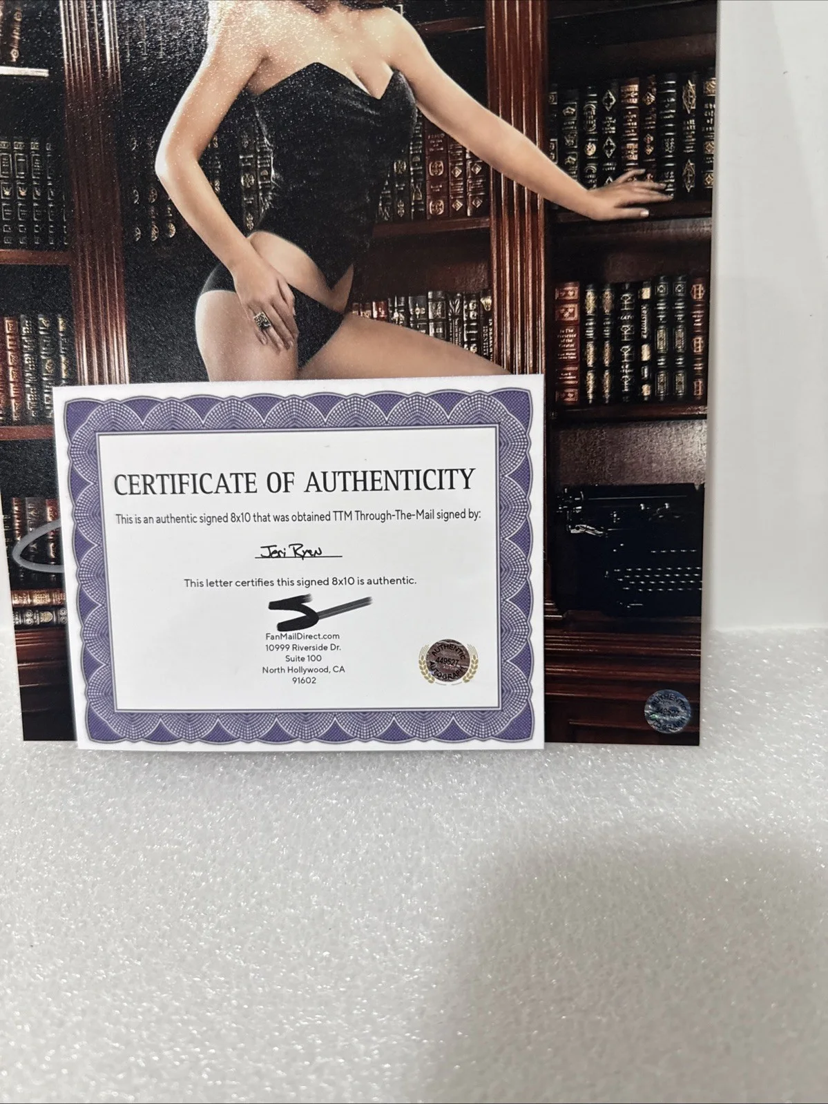 Jeri Ryan (Actress) Signed Autographed 8x10 photo - AUTO w/COA, image 2